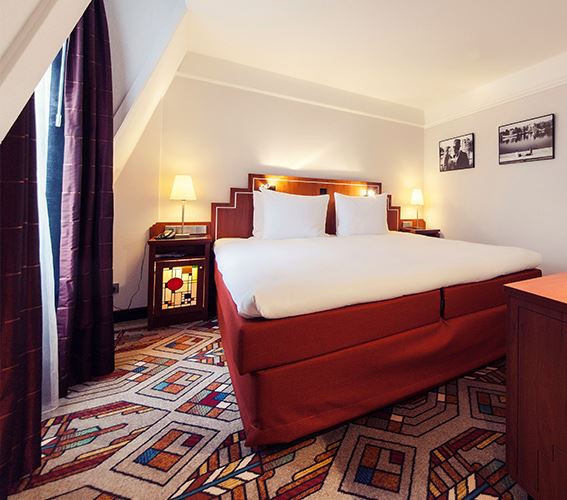 banks-mansion-hotel-amsterdam-suite-bed1-v3